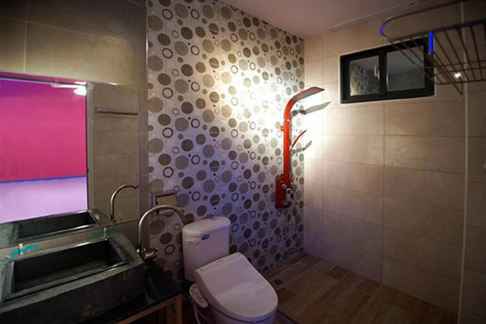 Photo of Bathroom in Shoufeng