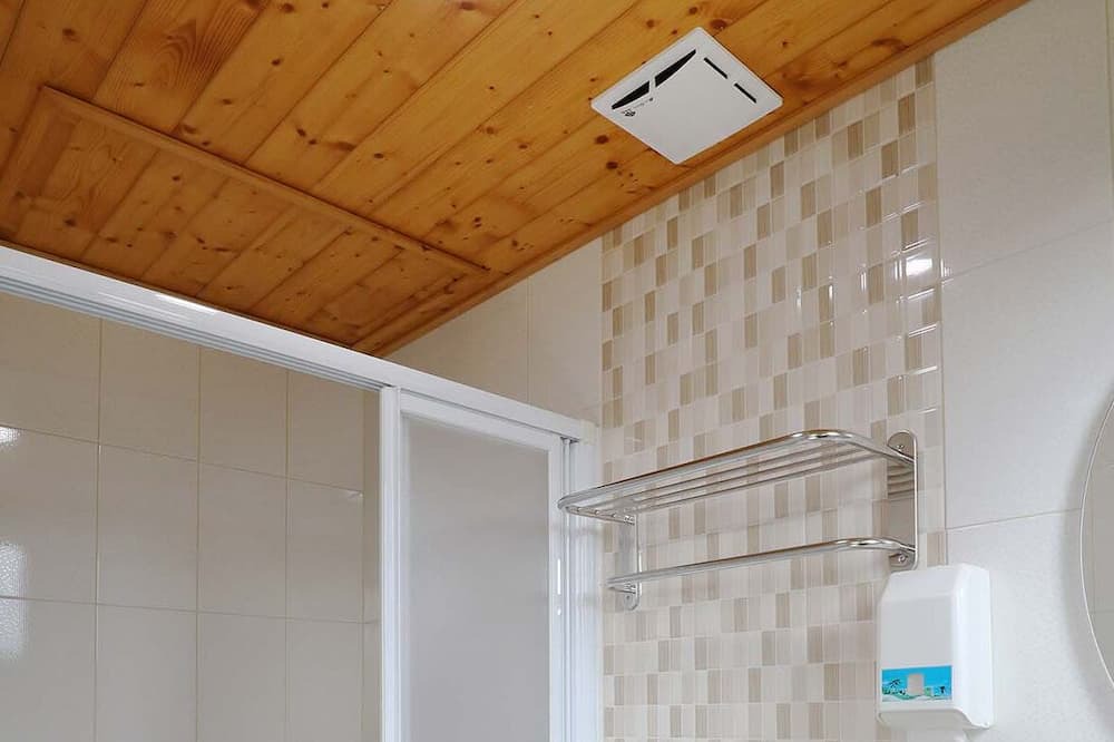 Photo of Bathroom in Puli