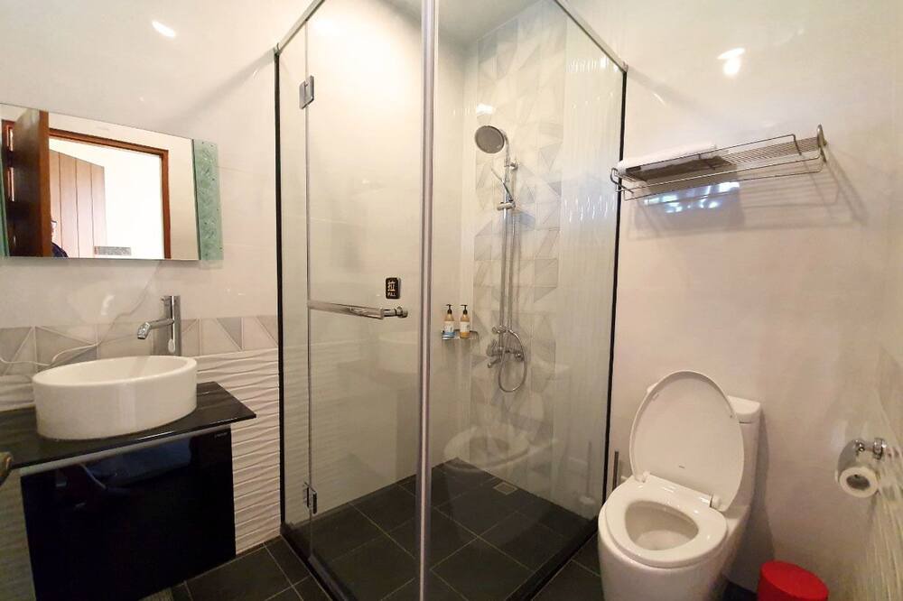 Photo of Bathroom in Puli