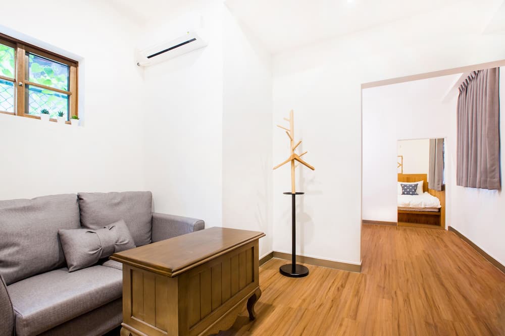 Photo of Livingroom in Fengshan District