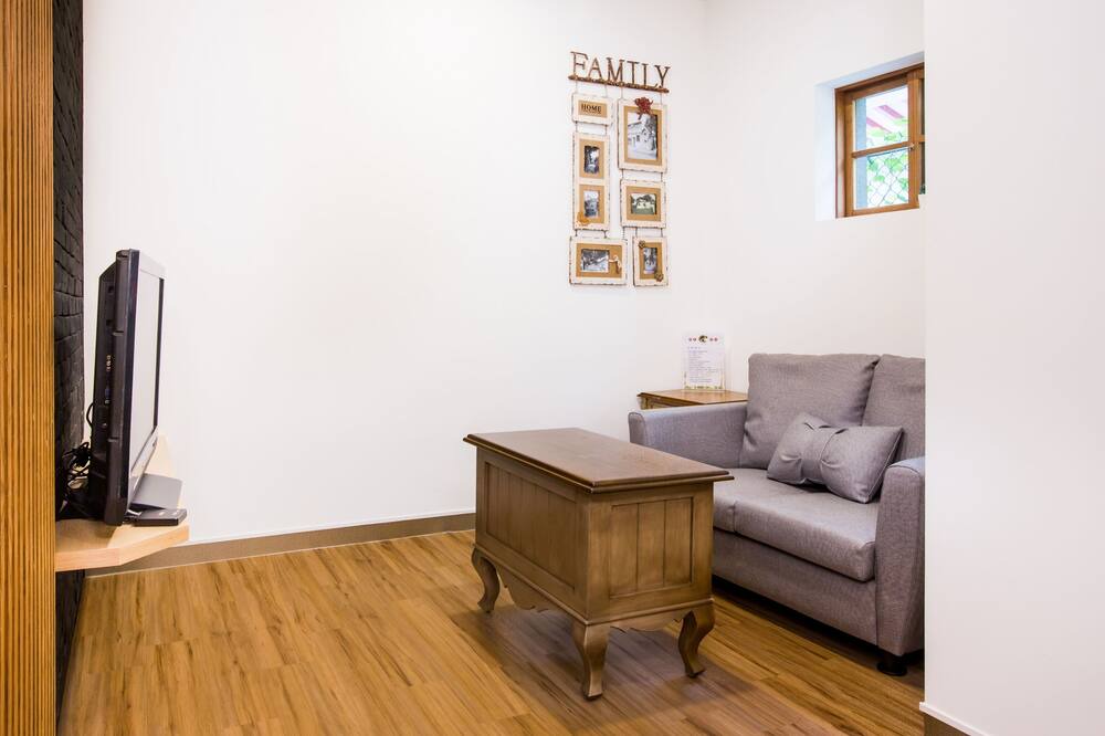 Photo of Livingroom in Fengshan District