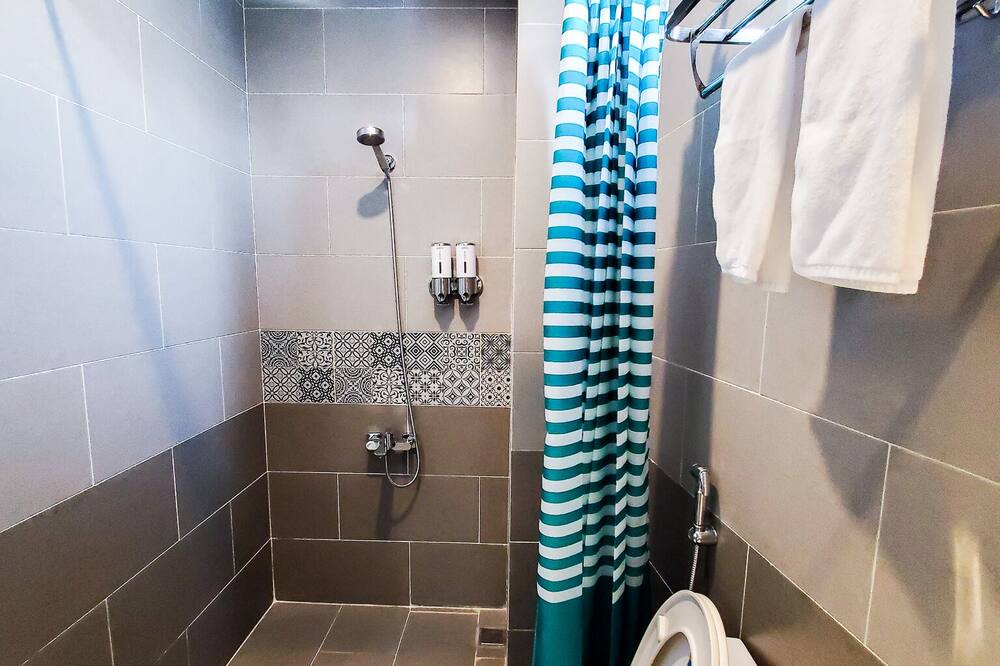 Photo of Bathroom in Phuong