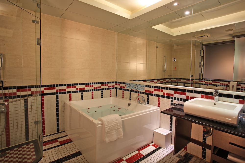 Photo of Bathroom in Xiaogang