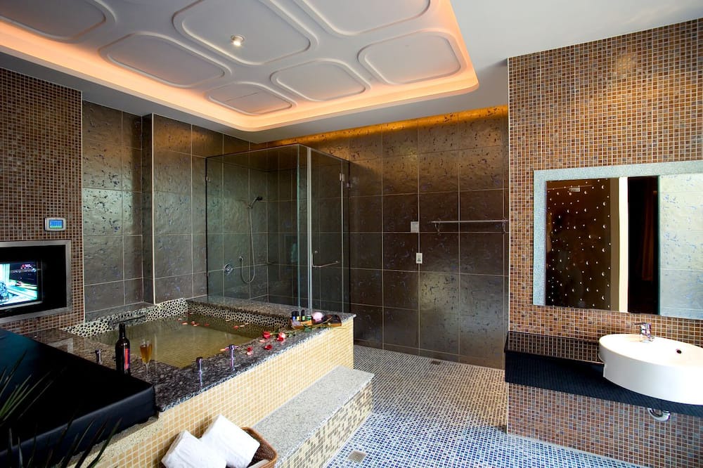 Photo of Bathroom in Qiaotou District