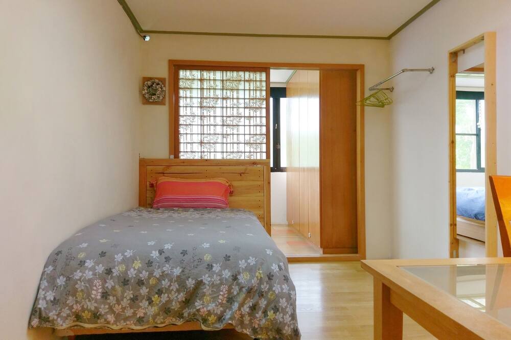 Photo of Bedroom in Beitun District