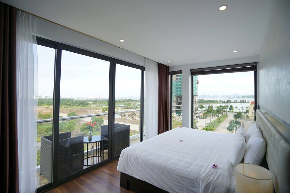 Photo of Bedroom in Ha Long