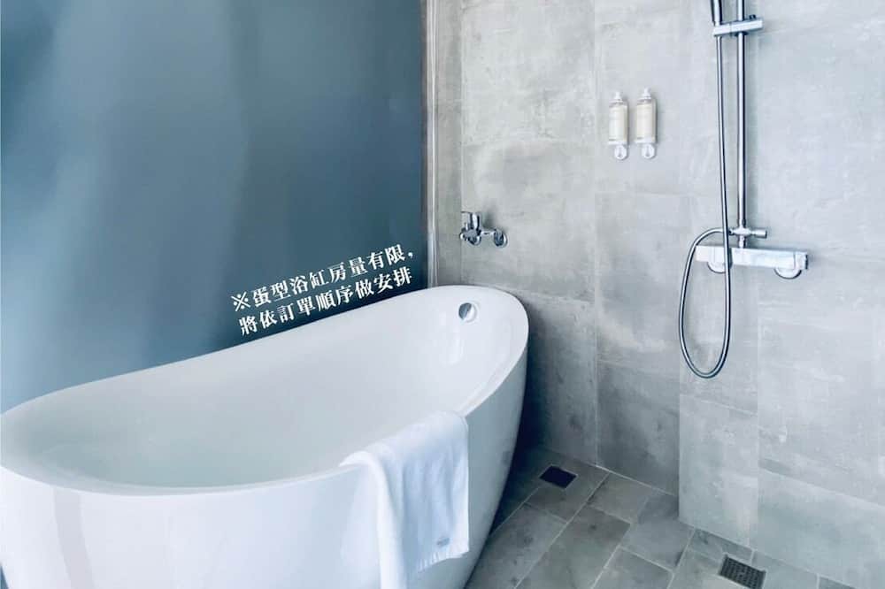 Photo of Bathroom in West Central District