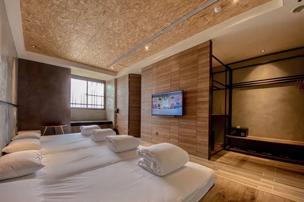 Photo of Bedroom in West Central District