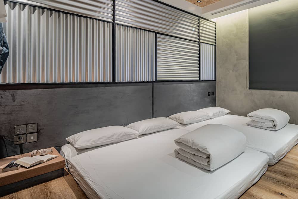 Photo of Bedroom in West Central District