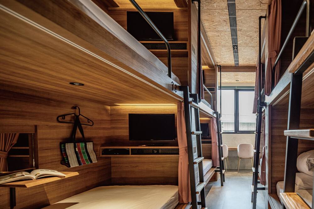 Photo of Bedroom in West Central District