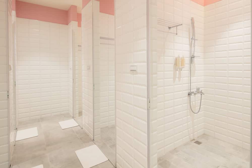 Photo of Bathroom in West Central District