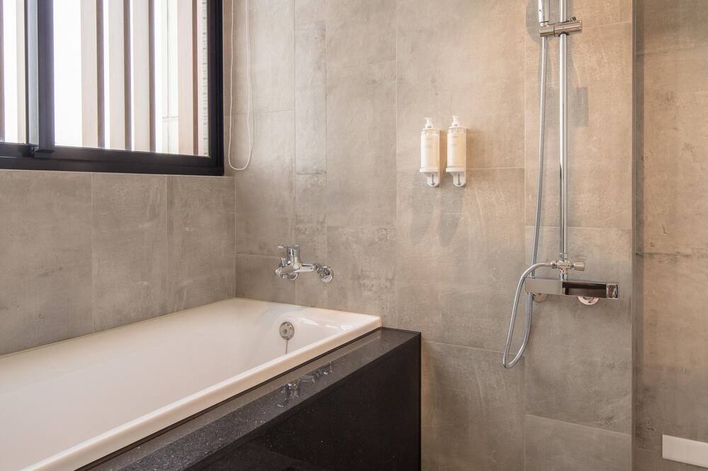 Photo of Bathroom in West Central District