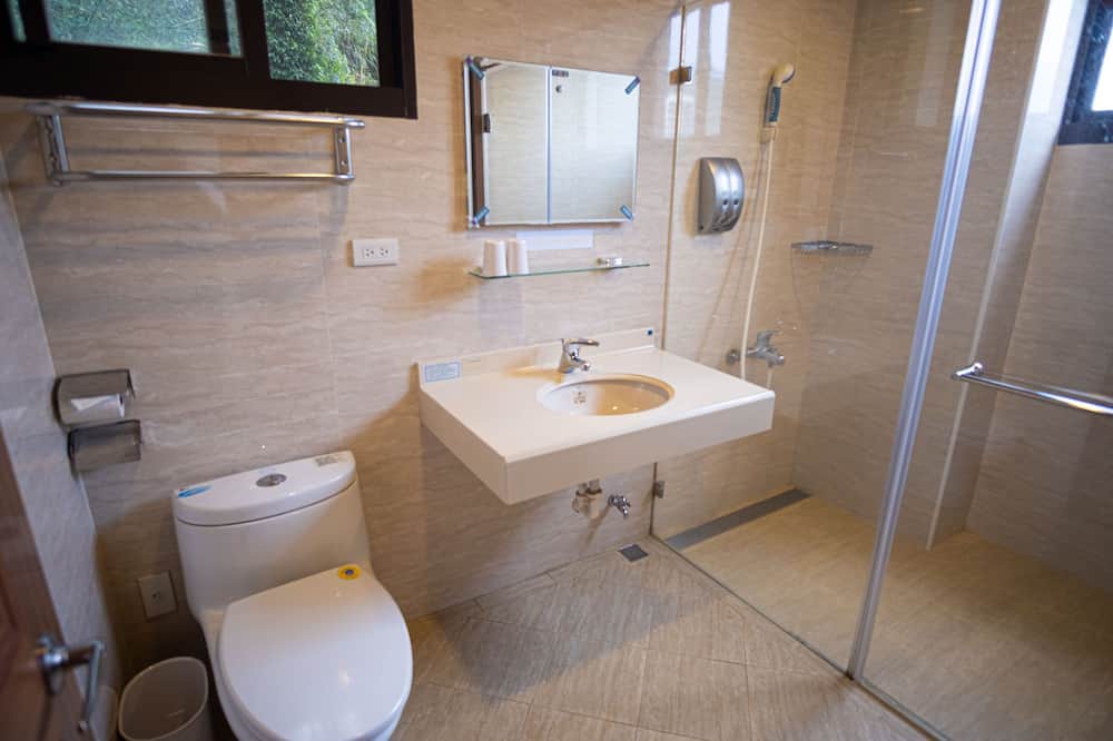 Photo of Bathroom in Puli