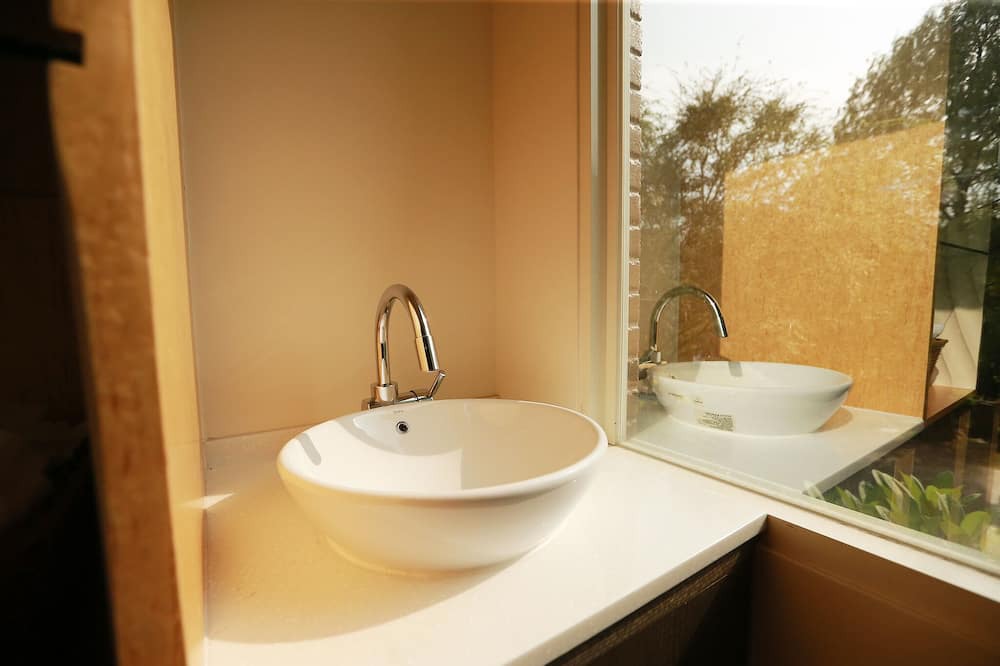 Photo of Bathroom in Puli
