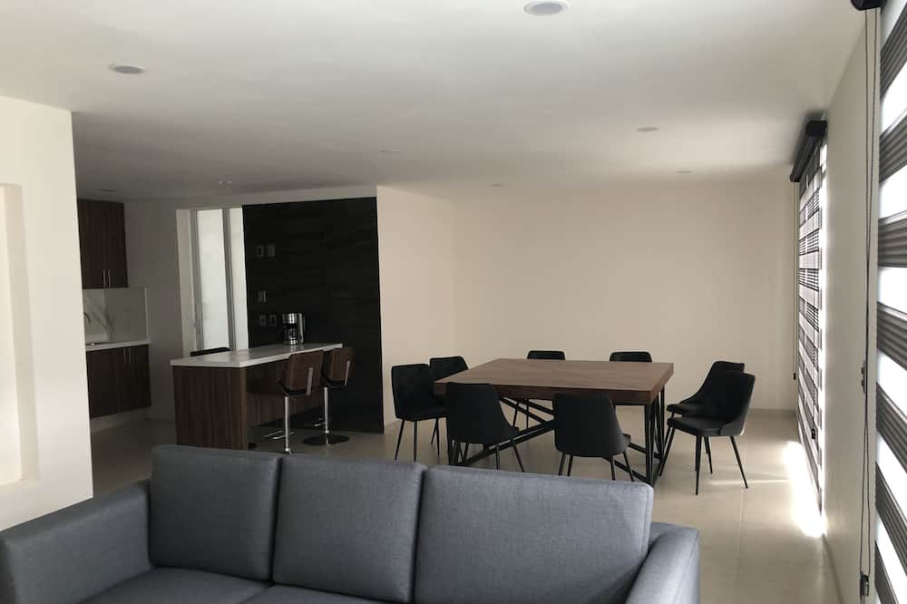 Photo of Livingroom in San Sebastian Tutla