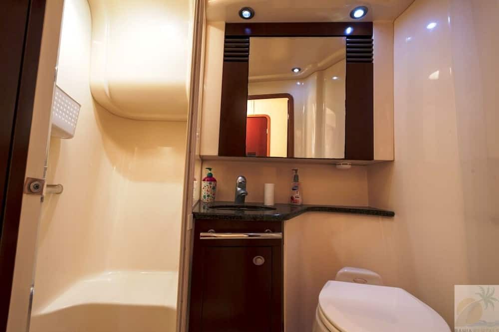 Photo of Bathroom in Isla Iguana