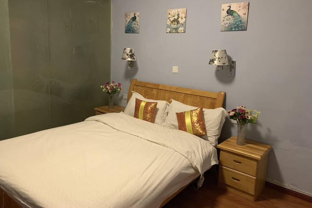 Photo of Bedroom in Shangri-La