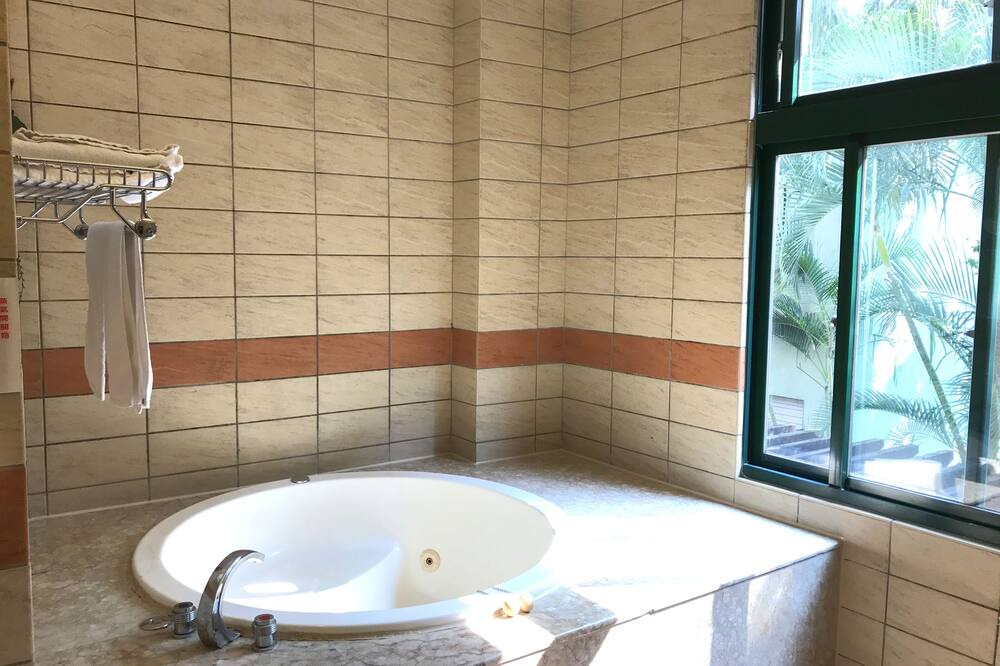 Photo of Bathroom in Fengyuan District