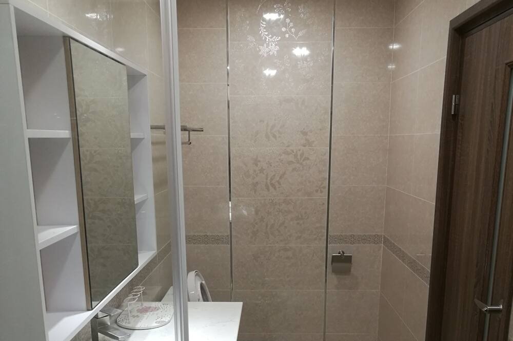 Photo of Bathroom in Lugu