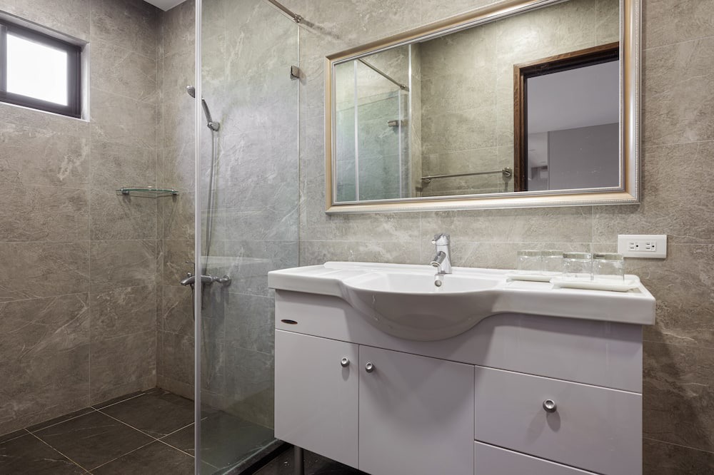 Photo of Bathroom in Lugu