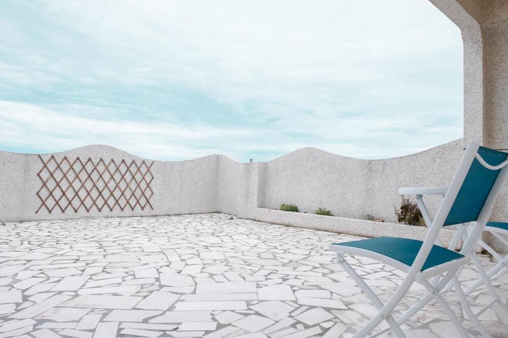 Photo of Patio Balcony in Fengbin