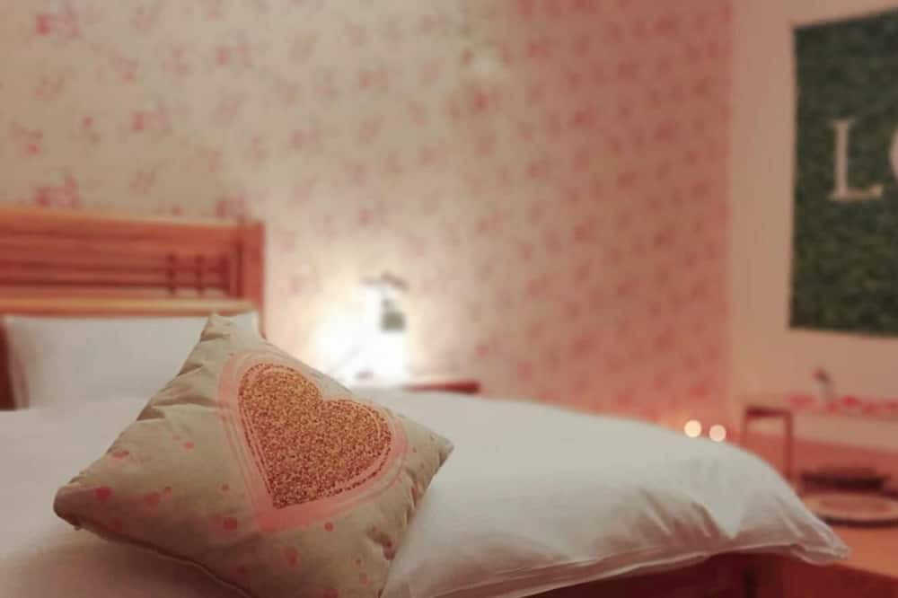 Photo of Bedroom in Lugu