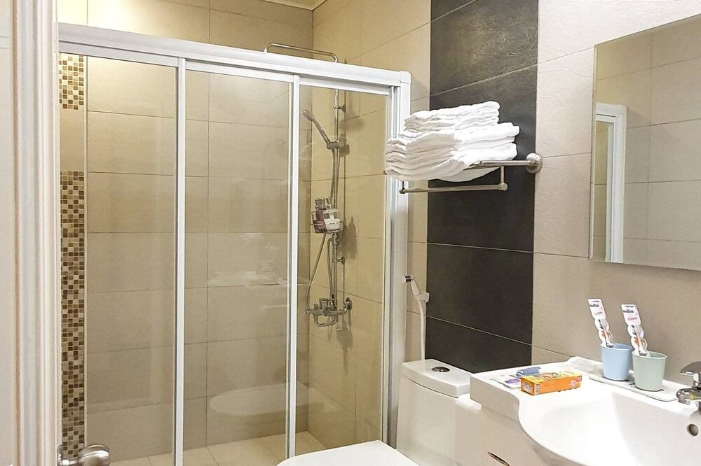 Photo of Bathroom in Lugu