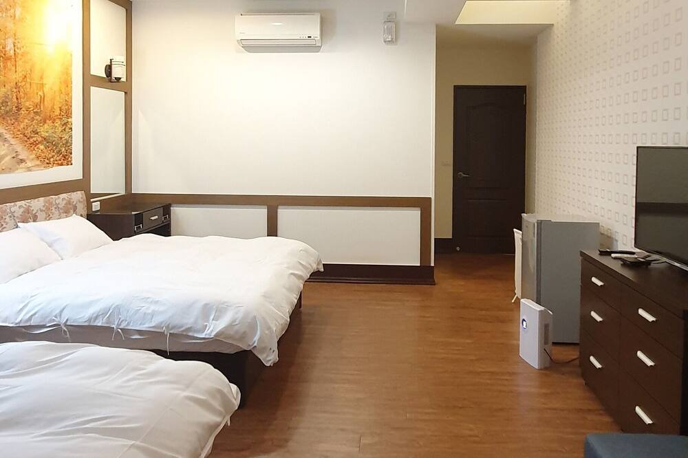 Photo of Bedroom in Lugu