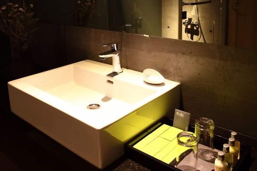 Photo of Bathroom in Gukeng