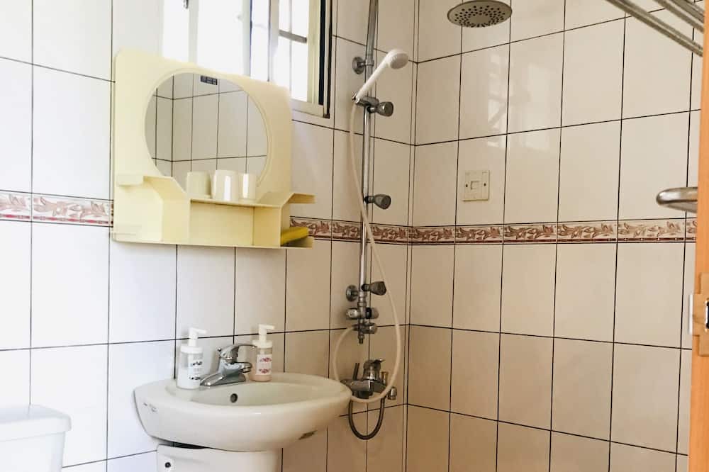 Photo of Bathroom in Gukeng