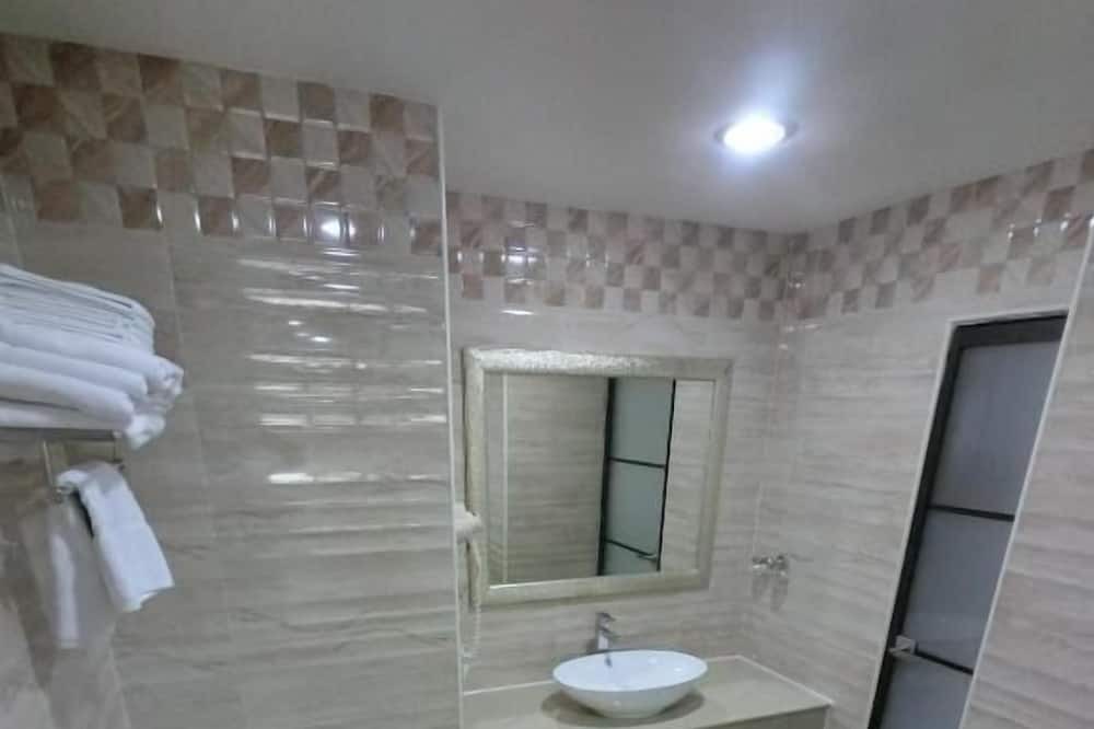 Photo of Bathroom in Douliou