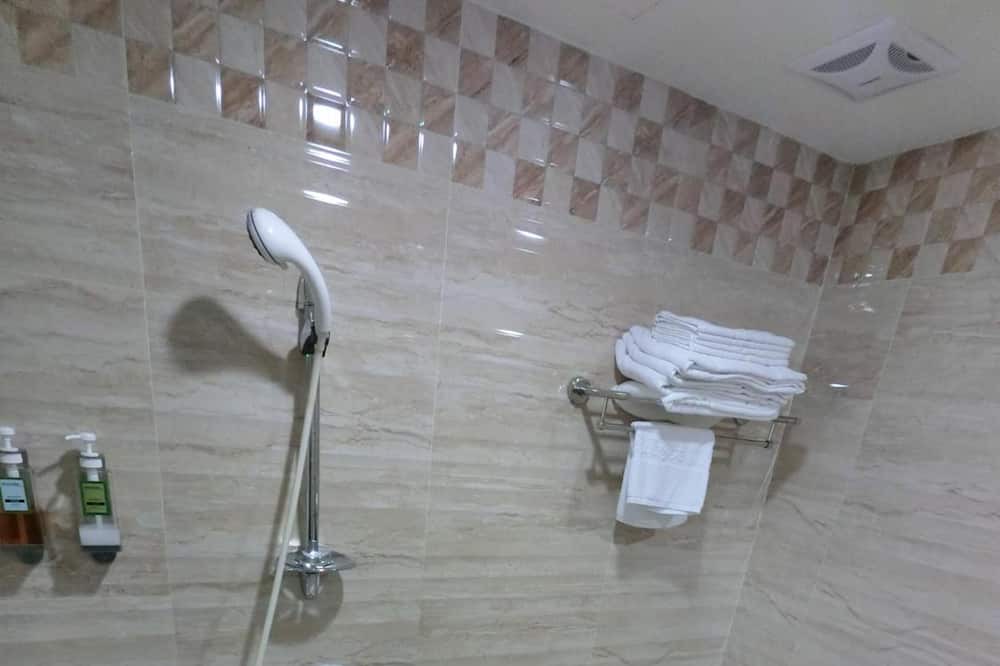 Photo of Bathroom in Douliou