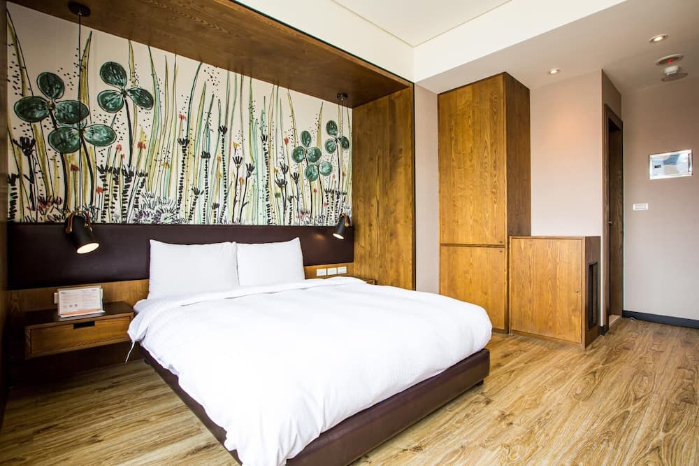 Photo of Bedroom in University District
