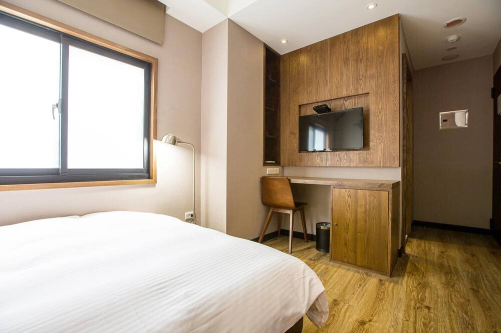 Photo of Bedroom in University District