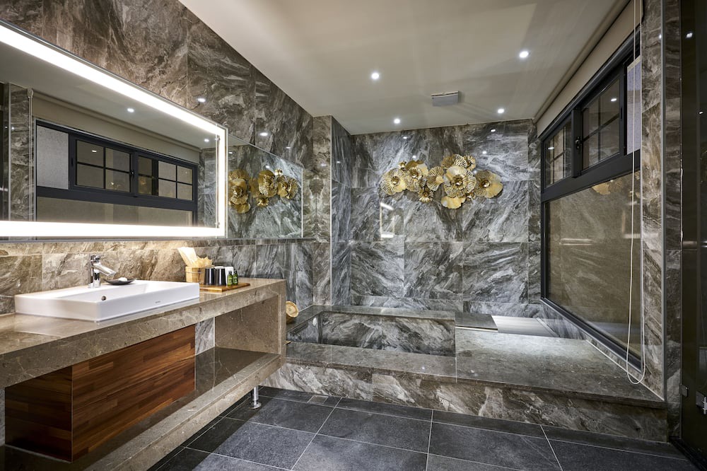 Photo of Bathroom in Yuanli