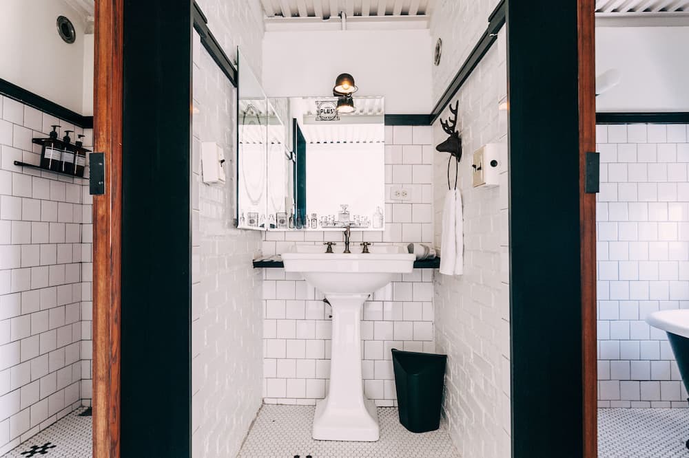 Photo of Bathroom in Eluan