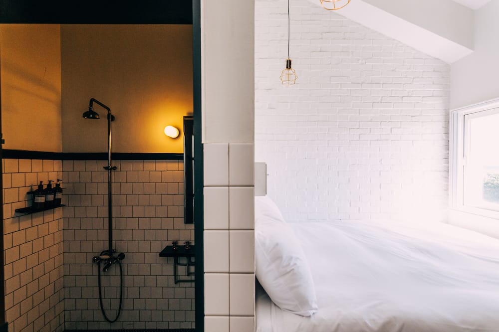 Photo of Bathroom in Eluan