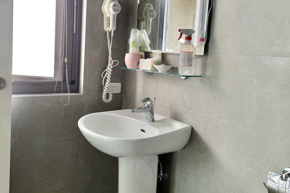 Photo of Bathroom in Jiji