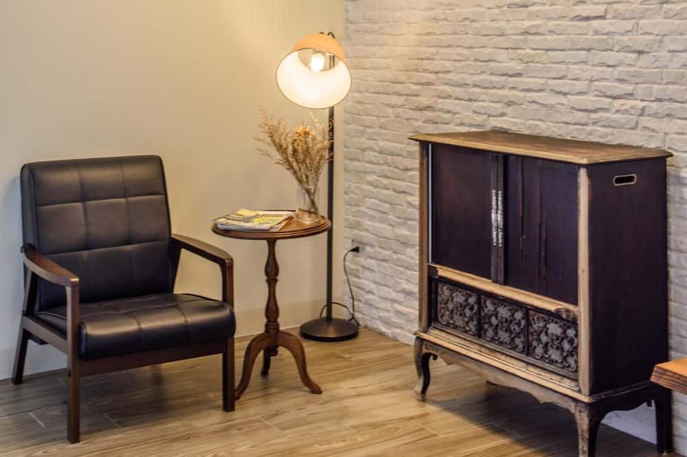 Photo of Livingroom in Jiji