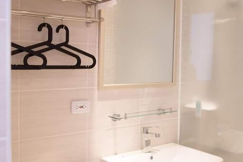 Photo of Bathroom in Shanjiao