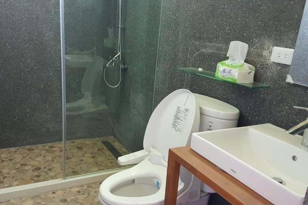 Photo of Bathroom in Yuli