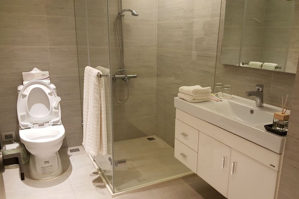 Photo of Bathroom in Daan