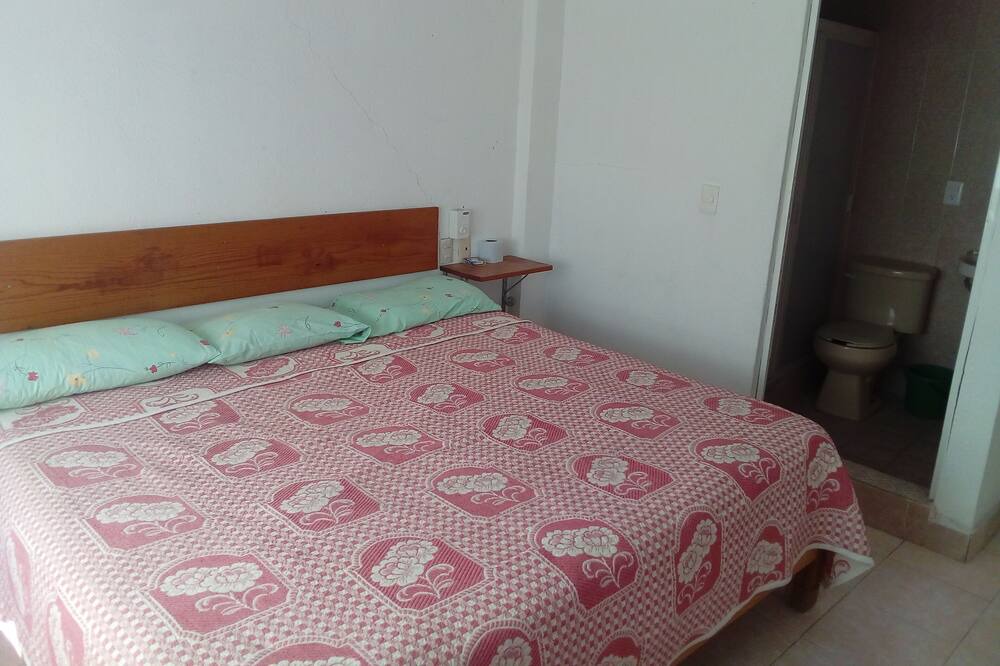 Photo of Bedroom in San Jose Vista Hermosa