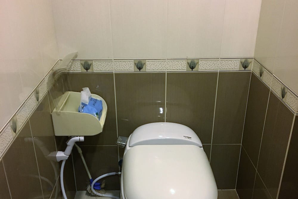 Photo of Bathroom in North District
