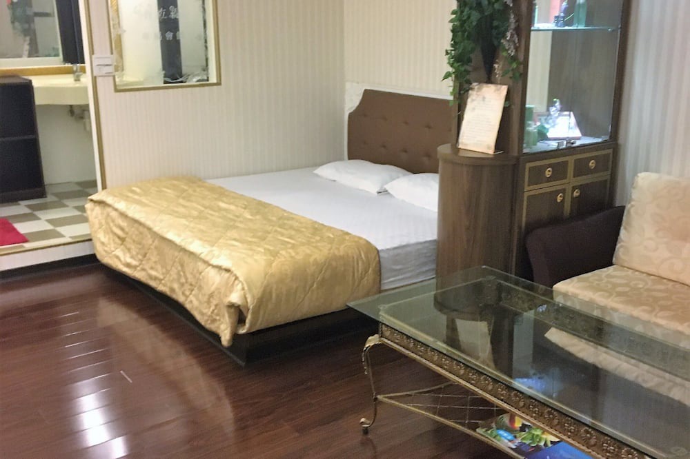 Photo of Bedroom in North District