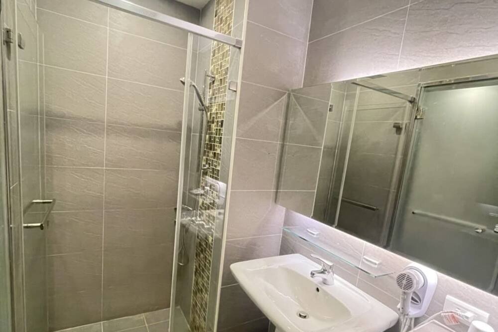 Photo of Bathroom in Zhongli District