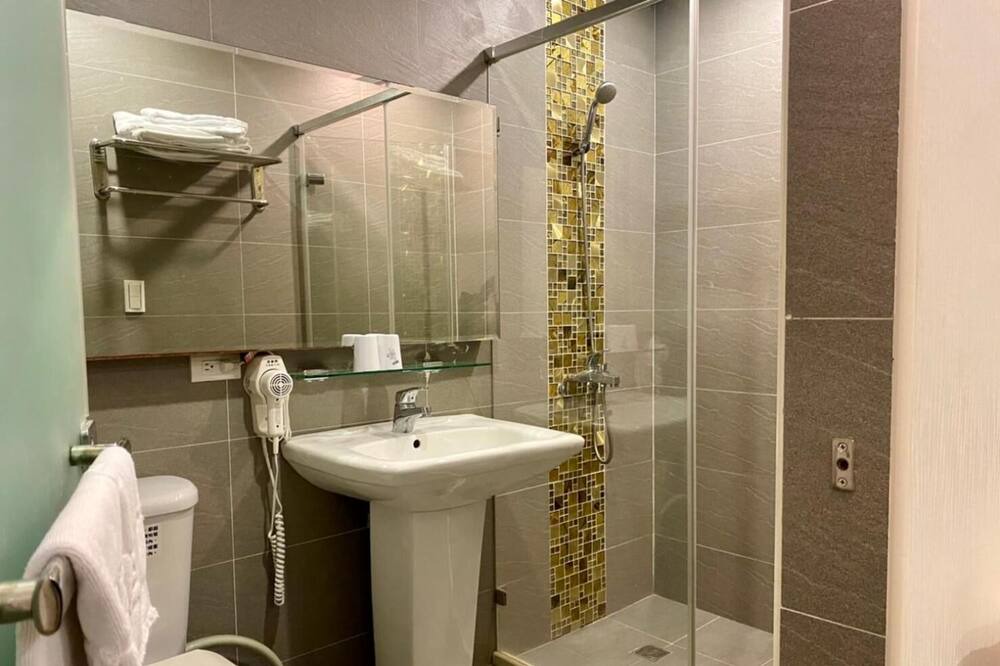 Photo of Bathroom in Zhongli District