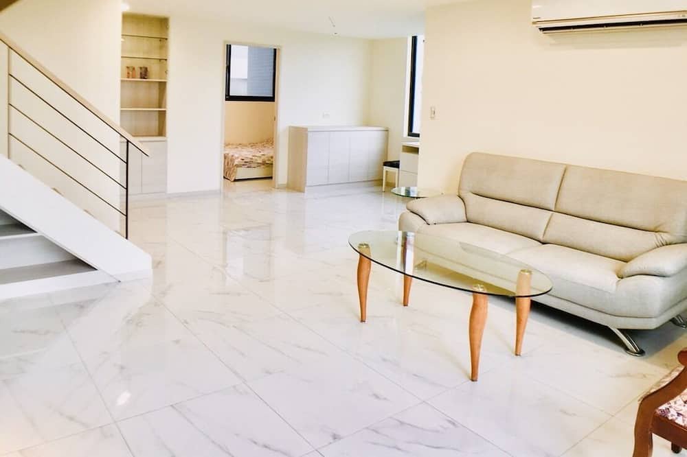 Photo of Livingroom in Xizhi District