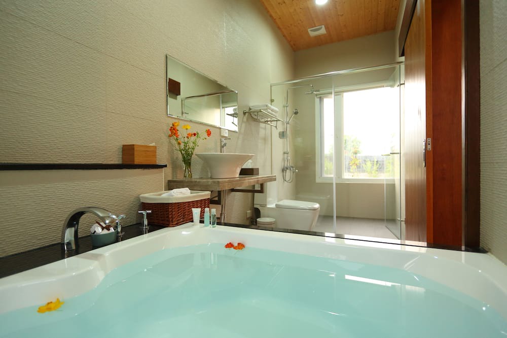 Photo of Bathroom in Shoufeng