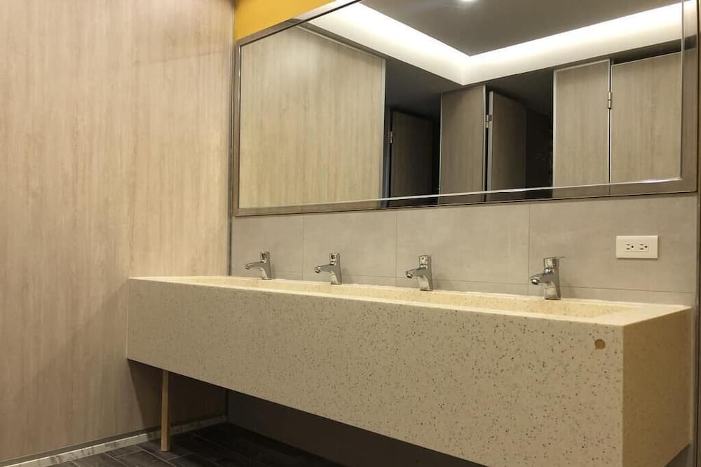 Photo of Bathroom in Yuchi